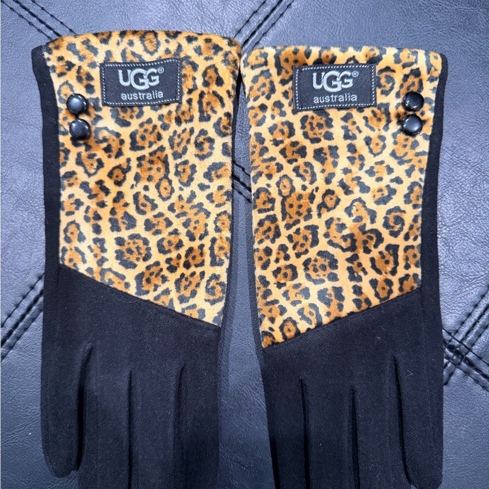 Leopard Print Gloves